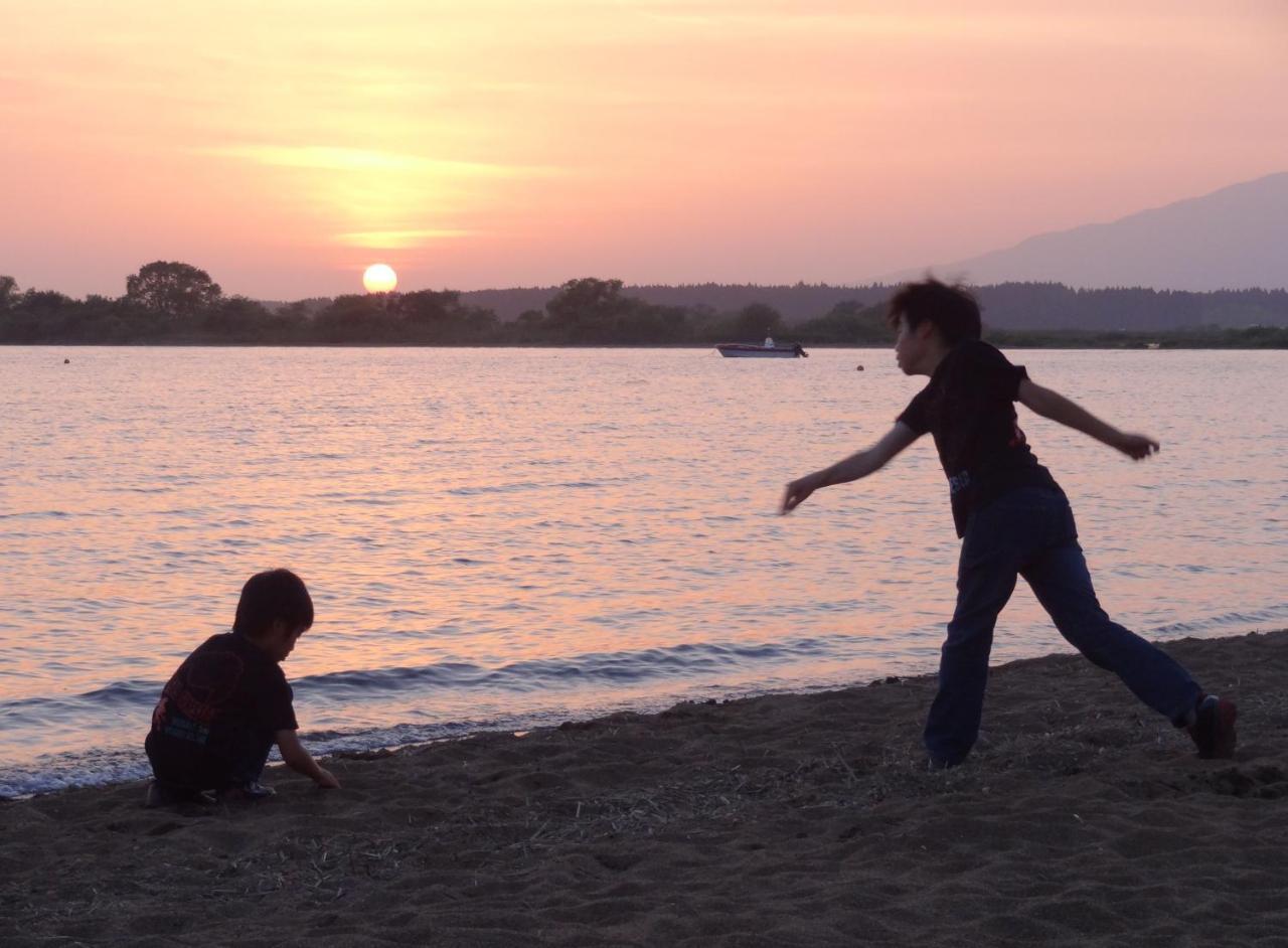 Lakeside Banko Hotel Inavasiro Kültér fotó